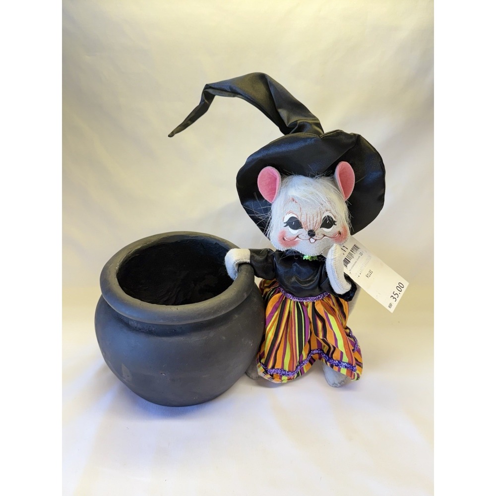 Annalee Witch Mouse Doll Candy Cauldron Holder Halloween 2011 10" *NWT*